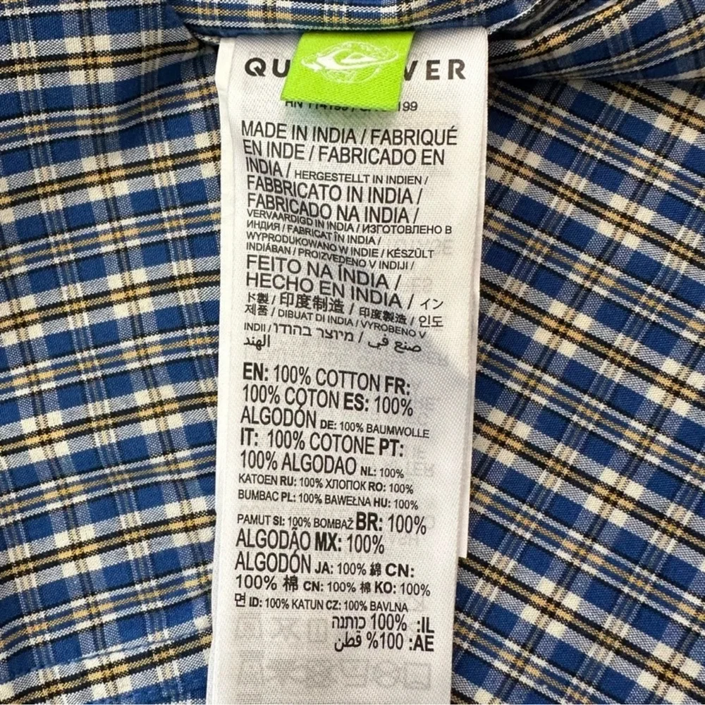 Quicksilver Shirt Casual Short Sleeve Plaid Button Up Saturn NWT Boy Size Medium